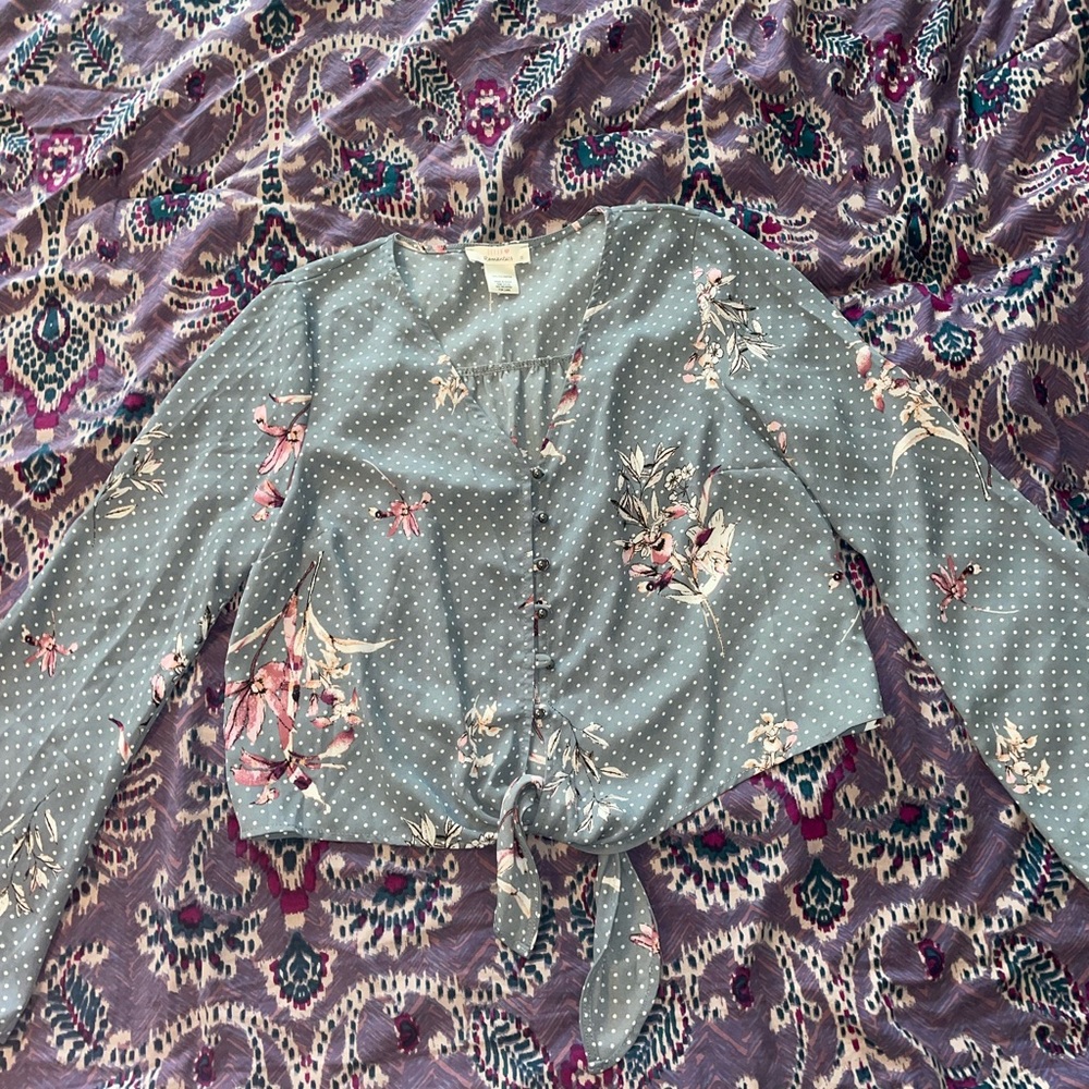 Periwinkle floral bell sleeve top
